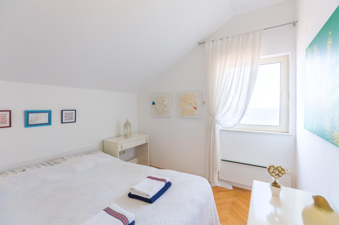 Hedera A14 Apartment